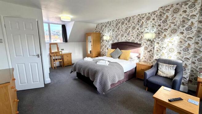 GUEST BEDROOM 7