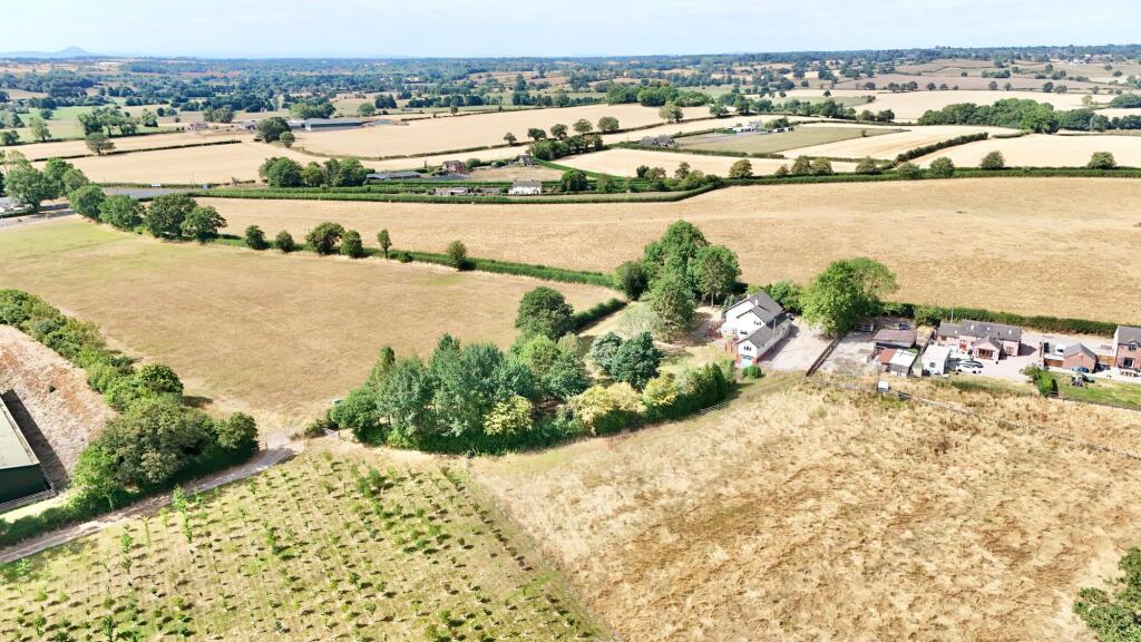 House in Stafford, Eccleshall - View 4