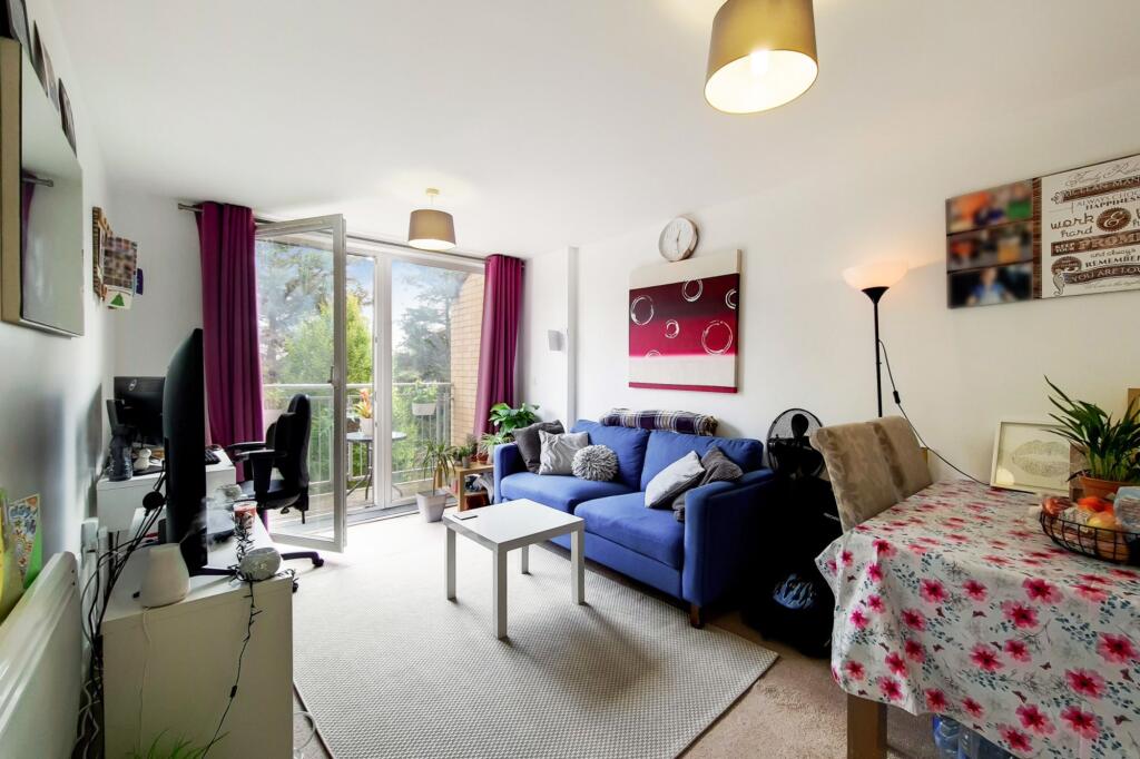 Main image of property: Wooldridge Close, Feltham, TW14