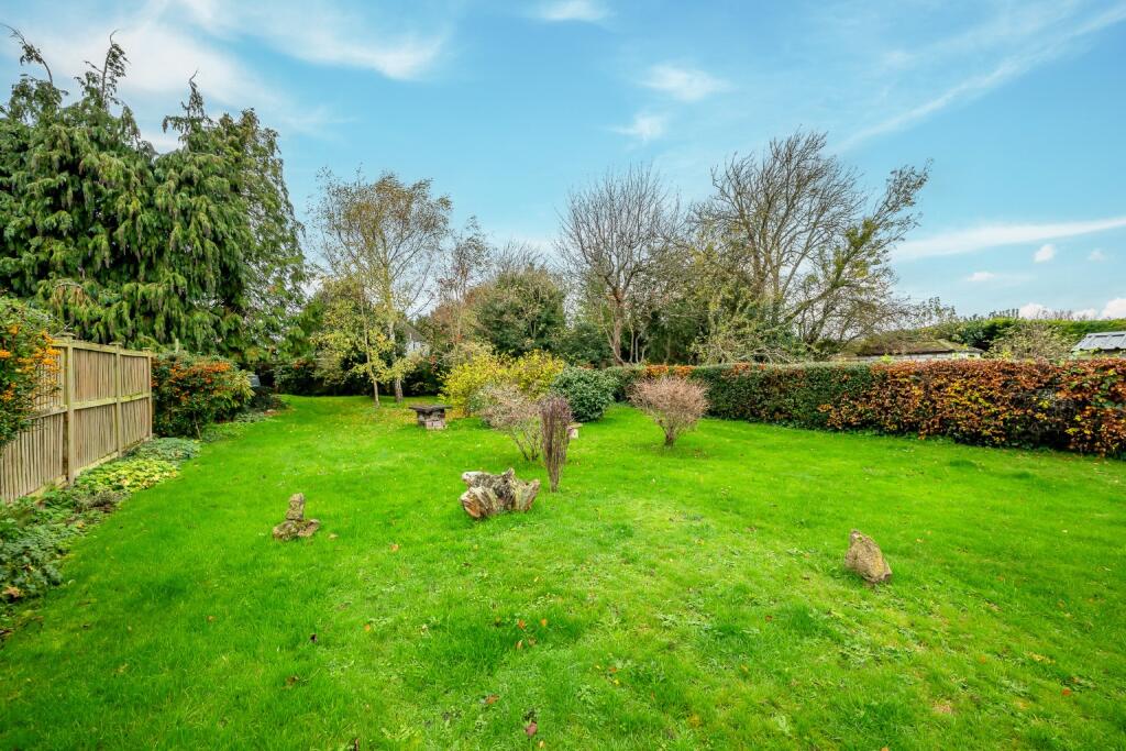 House in Swanley, Crockenhill - View 3