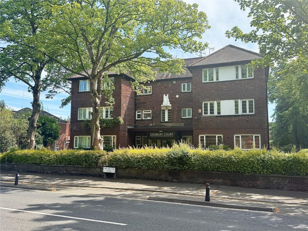 3-bed flat on Wilmslow Road, Didsbury, M20, £300,000
