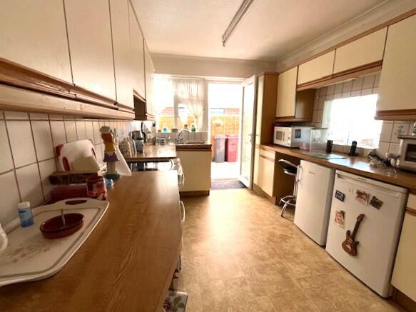 Sunnymead Drive, Selsey - View 3