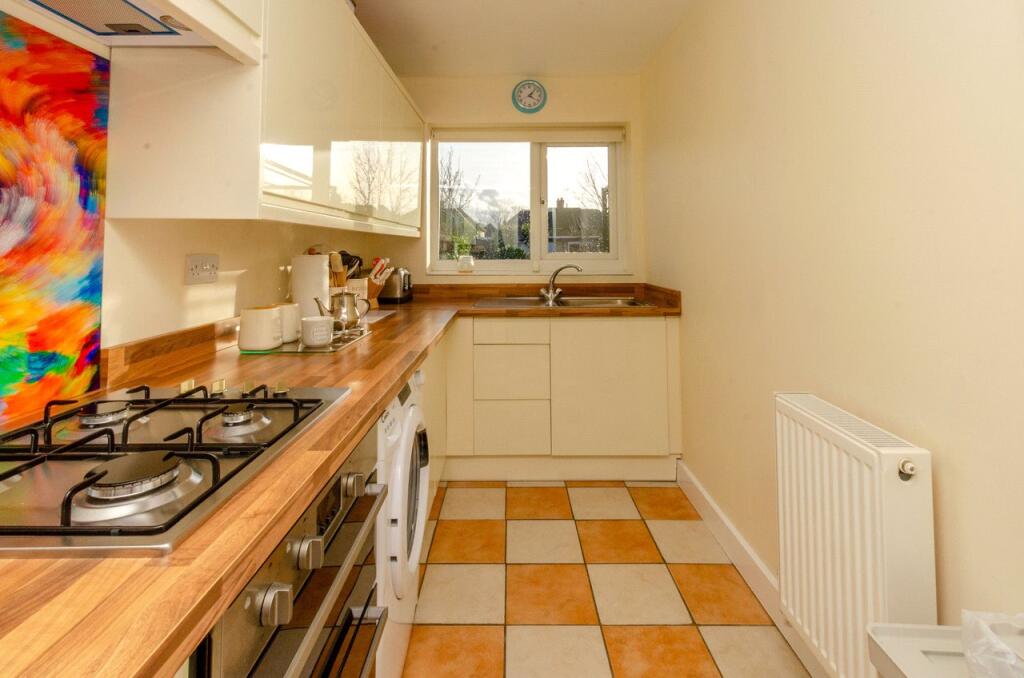 House in Wolverhampton, Wood End - View 5