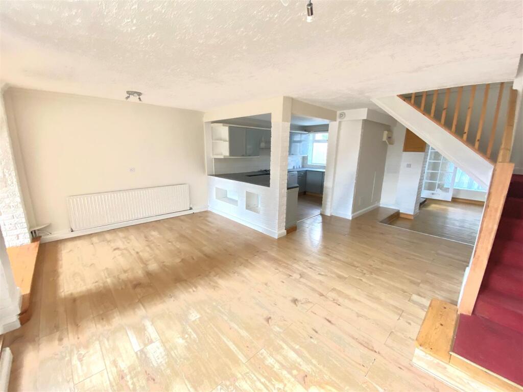 House in Enfield - View 2