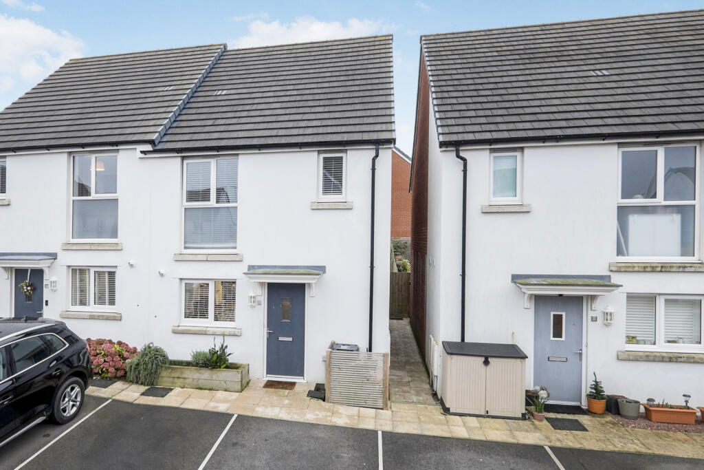 Main image of property: Sparrow Close, Hayle, Cornwall, TR27
