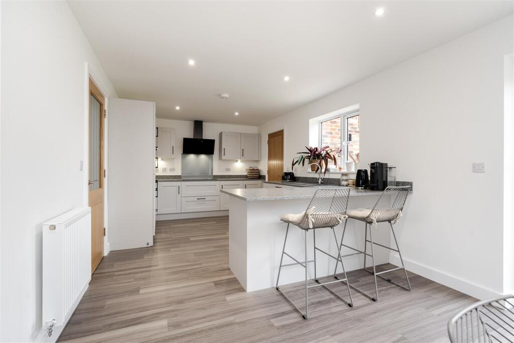 House in South Holland, Pinchbeck - View 5