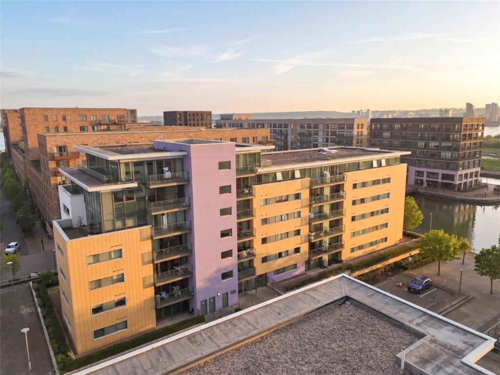 Apartment in London - View 5