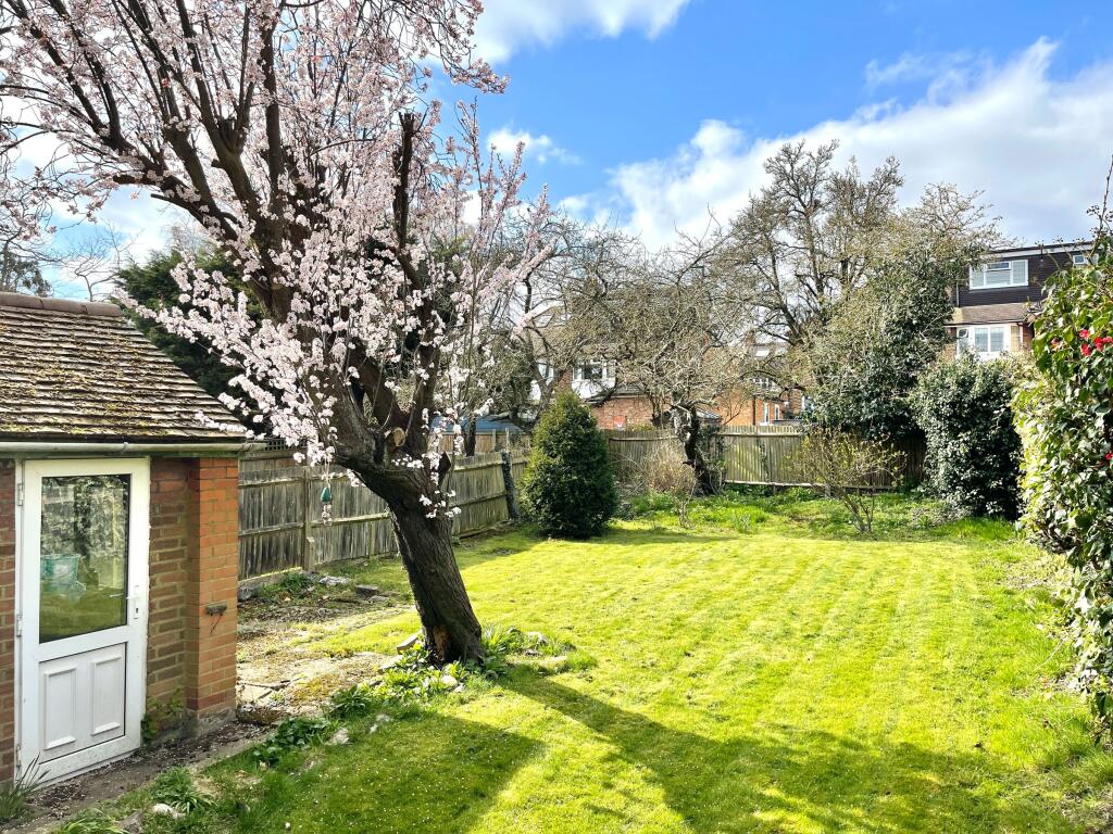 House in London, West Finchley - View 4