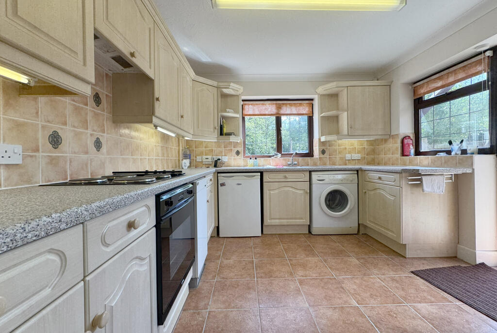House in Southampton - View 2