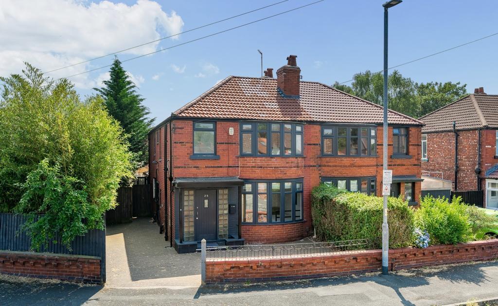 Main image of property: Finchley Road, Manchester, M14 6EN