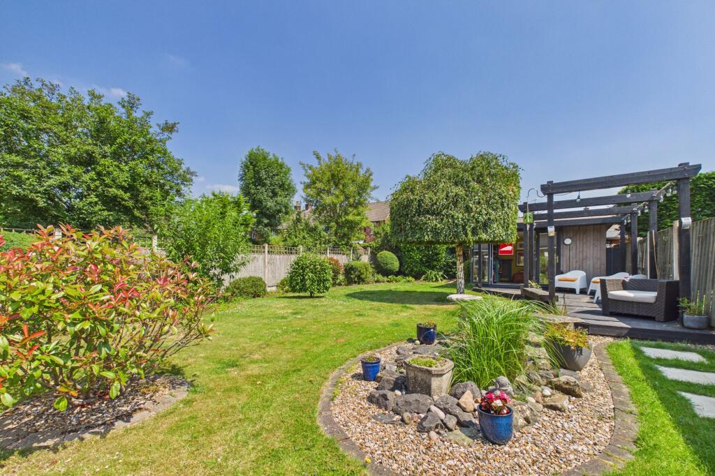 Appleton Road, Upton, CH2 - View 4