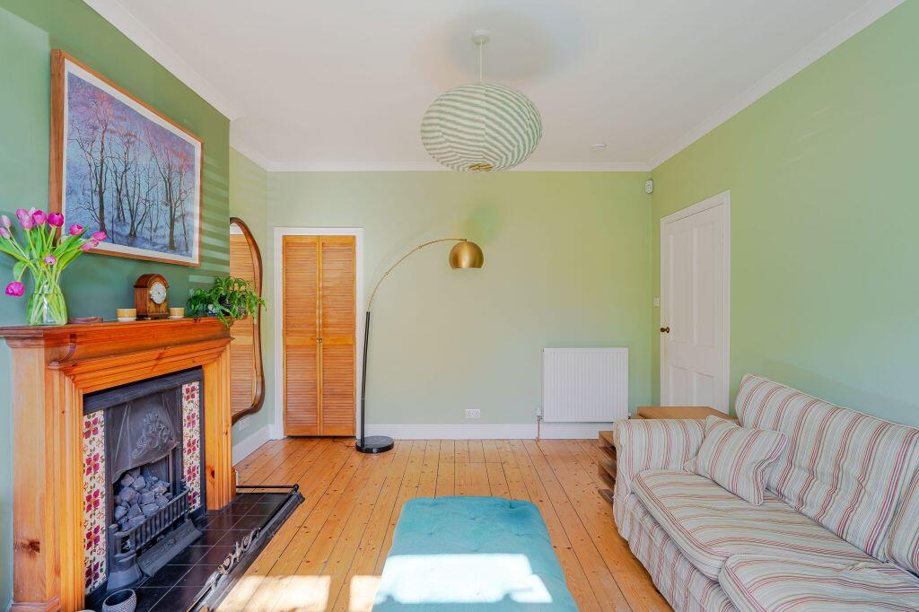 15 Glendevon Gardens, Balgreen, Edinburgh, EH12 5UR photo 4