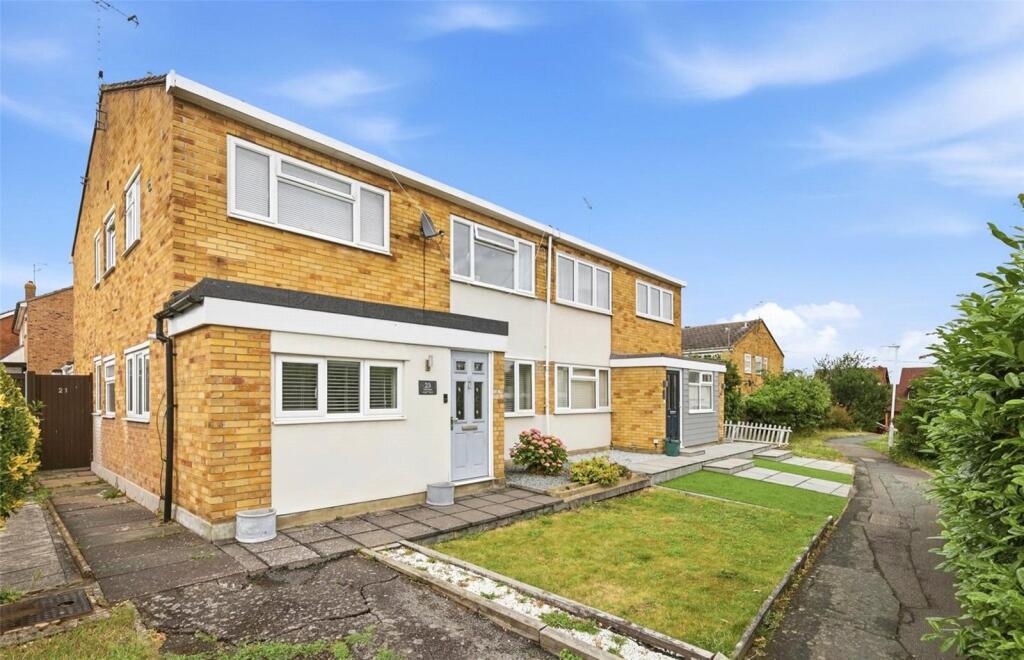 Main image of property: Belmont Close, Wickford, Essex, SS12