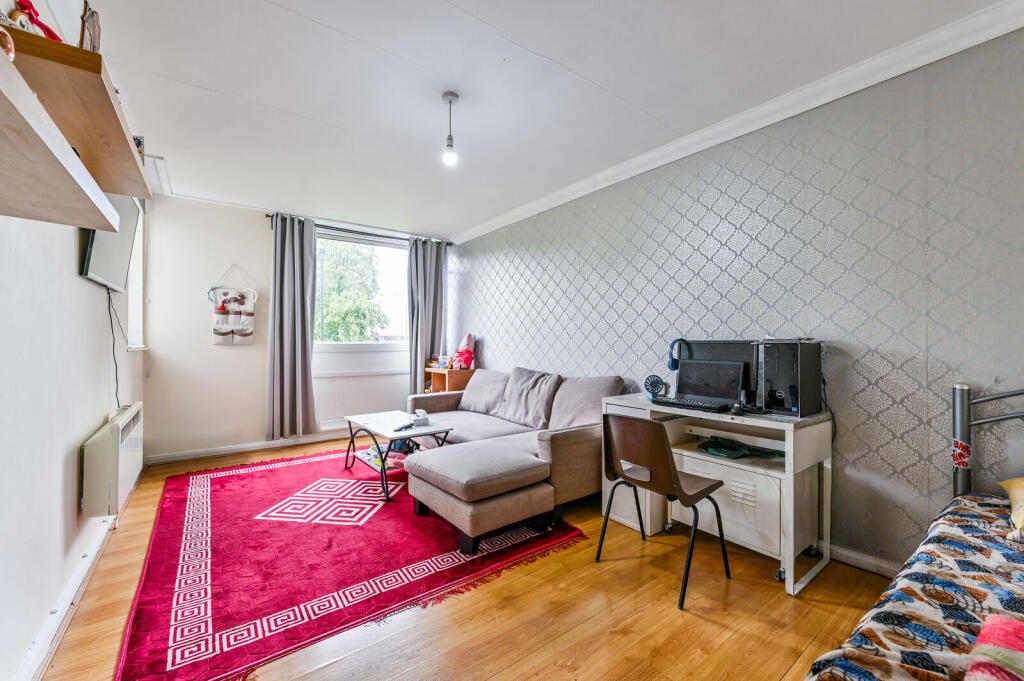 Apartment in London - More