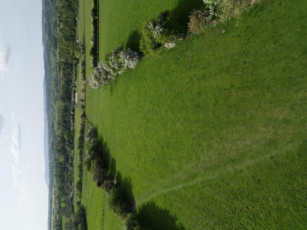 Land for sale in Back Commons, Clitheroe, Lancashire, BB7 - Widok 3