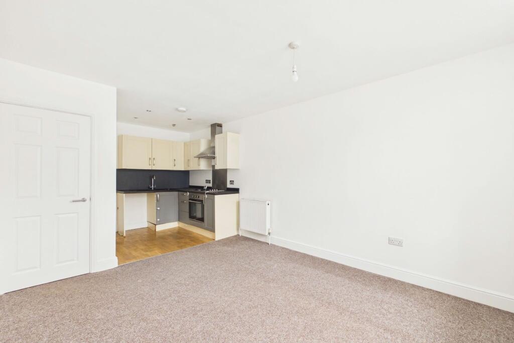Apartment in Torquay - View 3
