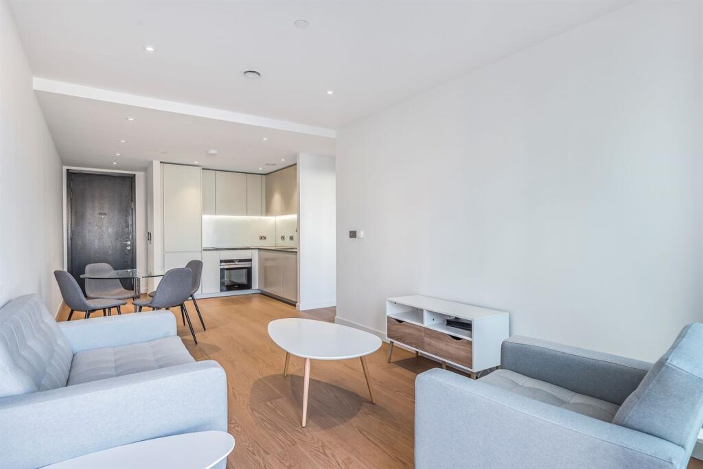 Apartment in London, Royal Borough of Greenwich - View 2