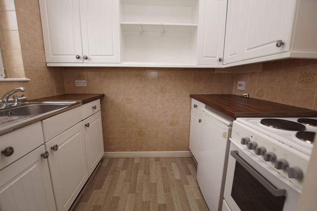 Homefort House, Stoke Road, Gosport, PO12 - View 3