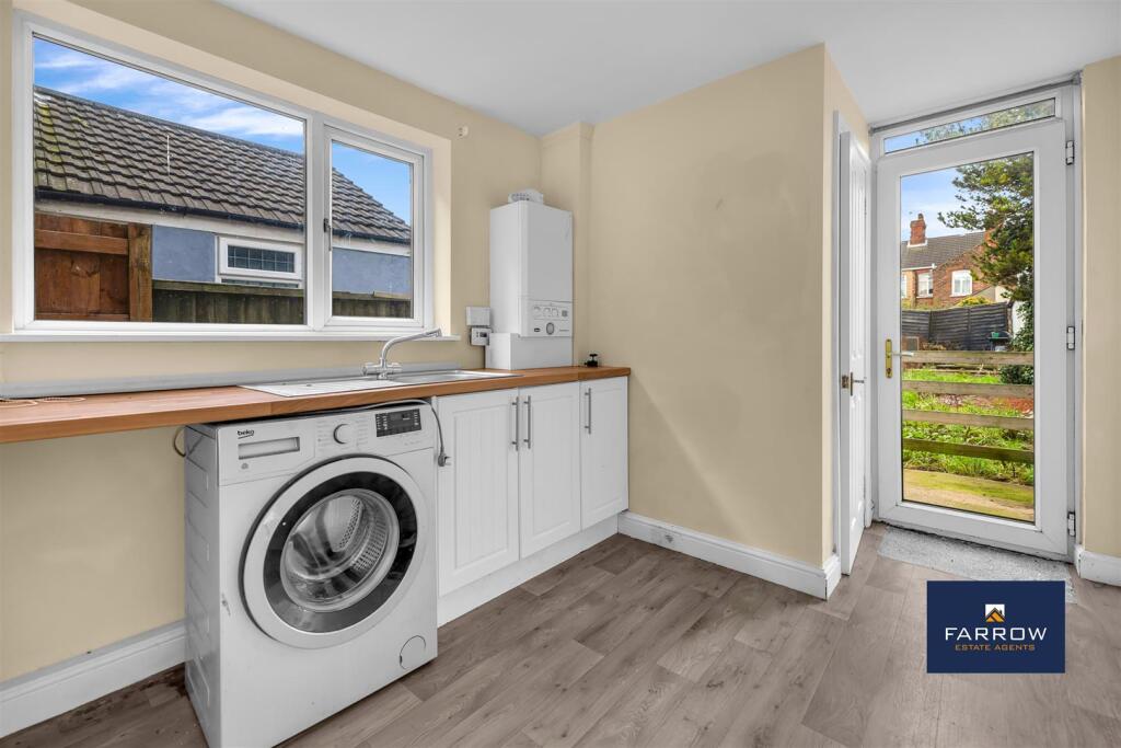House in Doncaster - View 4