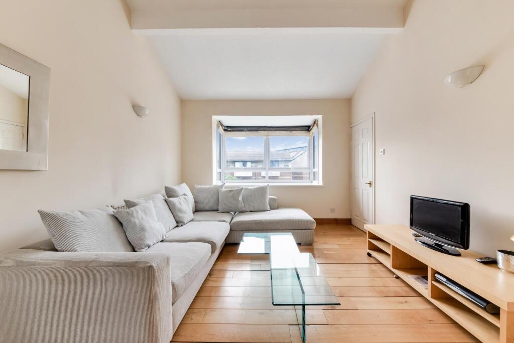 Barnfield Place  photo 3