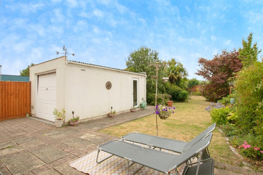 Sterte Avenue West, Poole photo 4