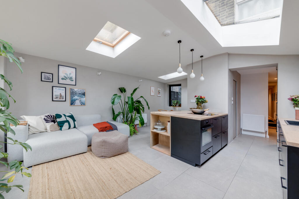 Main image of property: Shardeloes Road, SE14 6RT