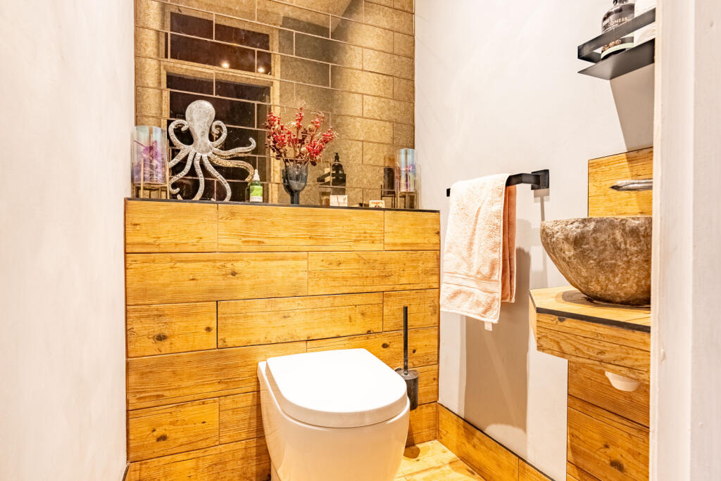 Additional image 17 of Radlett Road, Frogmore, St. Albans, Hertfordshire, AL2