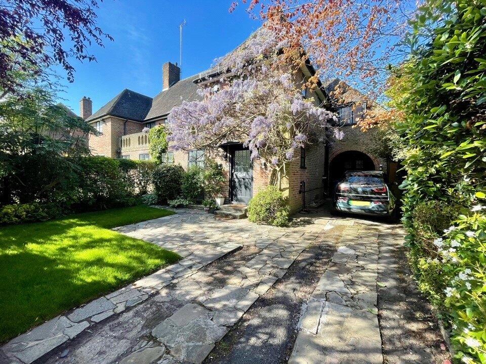 Main image of property: Raeburn Close, Hampstead Garden Suburb, NW11