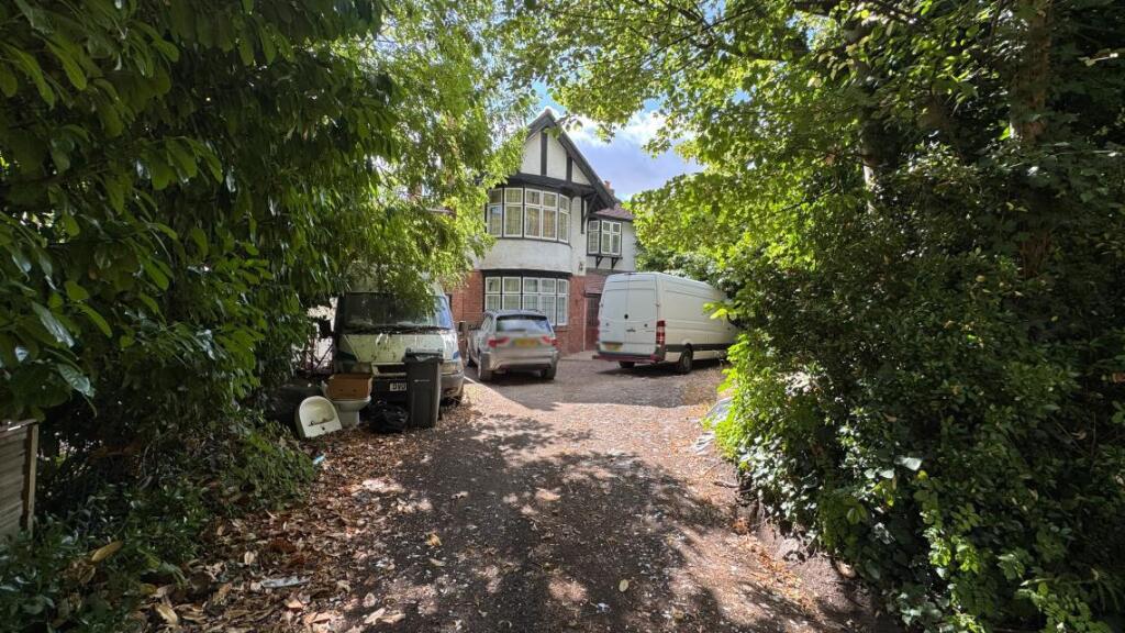 242 Bristol Road, Birmingham, West Midlands, B5 photo 2