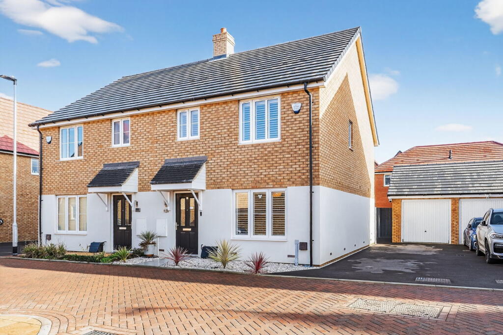 Main image of property: Grasmere Place, Wixams