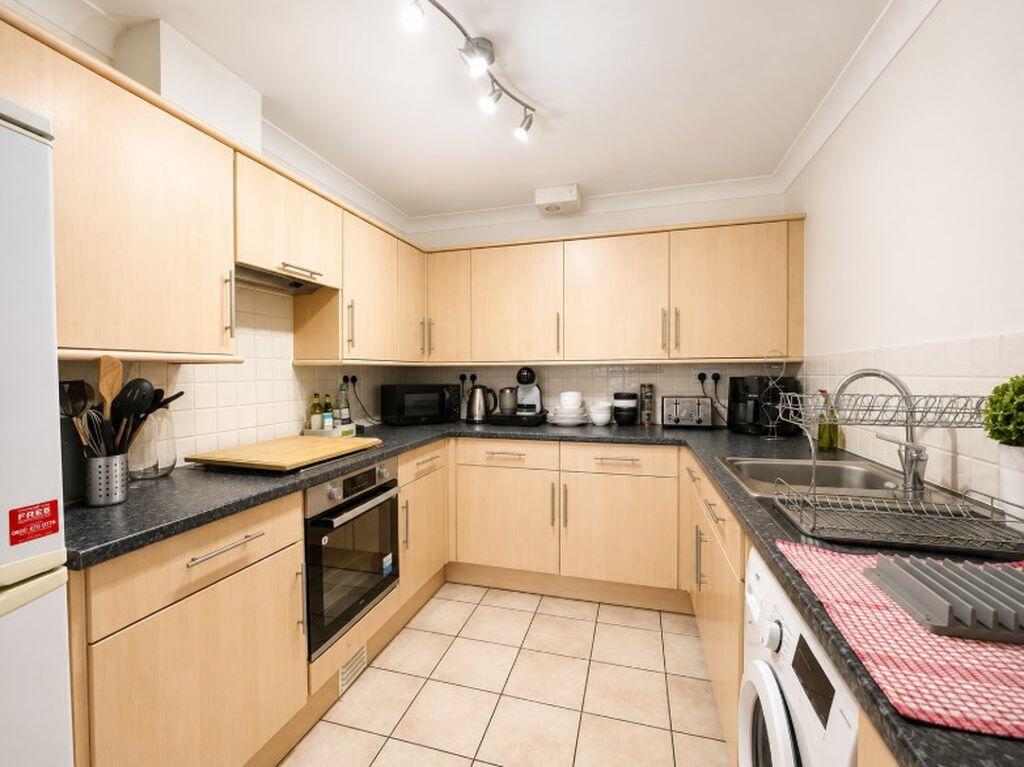 Apartment in Portsmouth - View 4