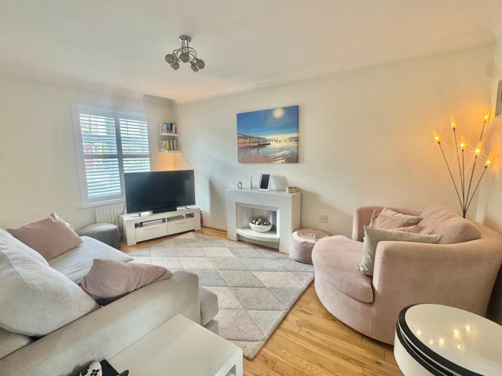 Kipping Close, Hawkinge, Folkestone, Kent, CT18 photo 3