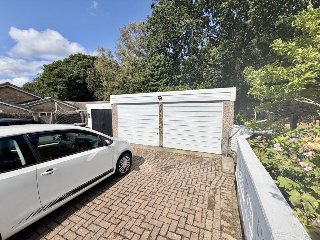 House in Bradford, Cullingworth - View 5