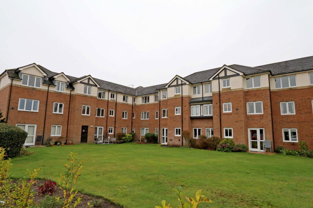 Stirling Court, Churchtown, Southport, PR9 photo 2