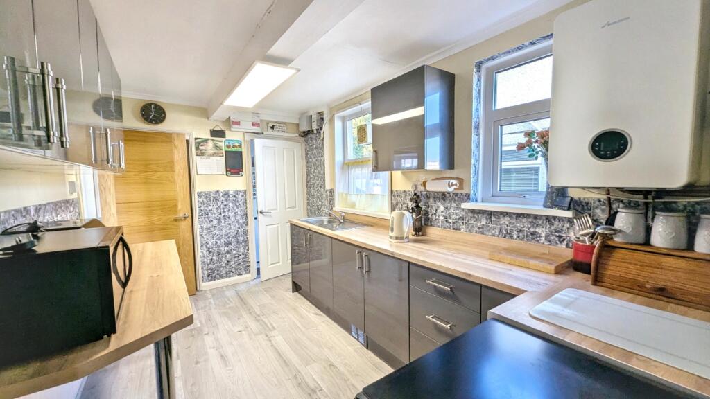 House in Swansea - View 4