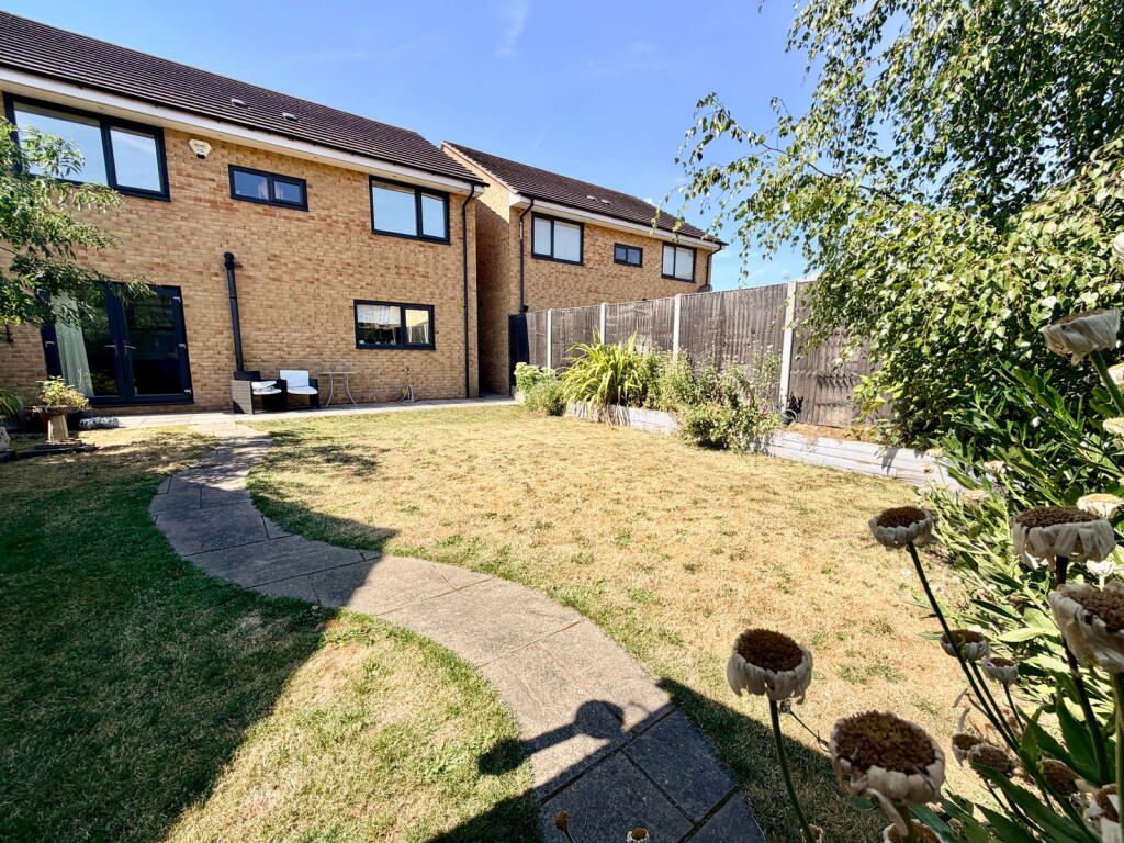 House in Barnsley, South Yorkshire - View 4