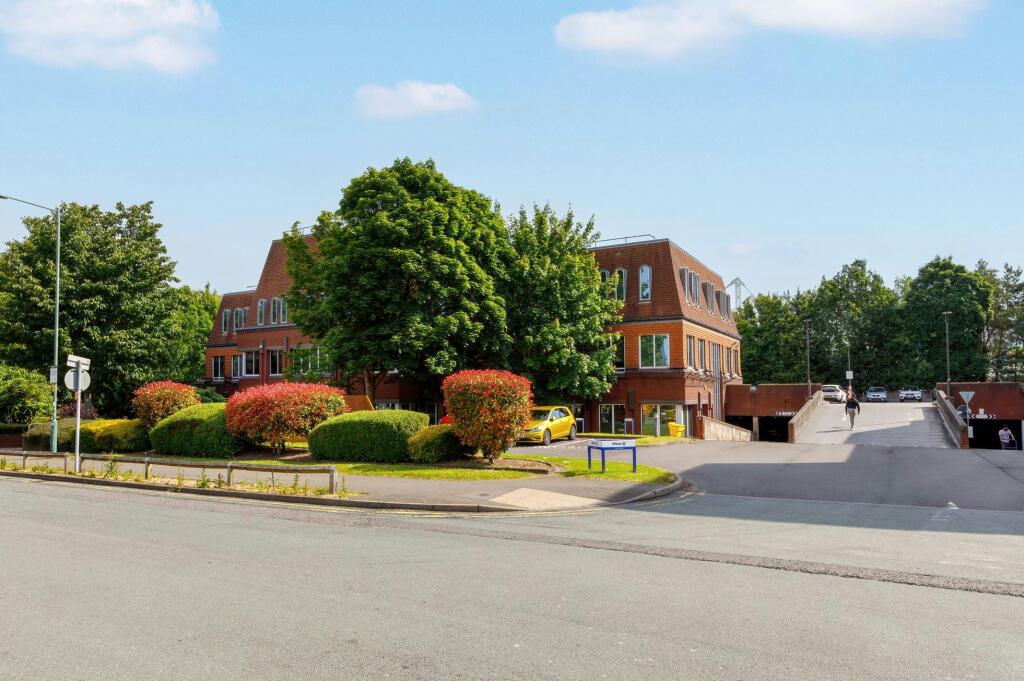 Cornhill House Ext.jpg