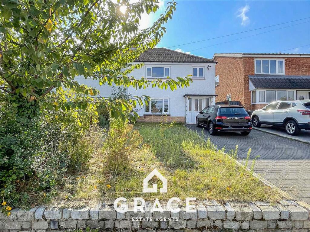 Main image of property: Cheltenham Avenue, Ipswich