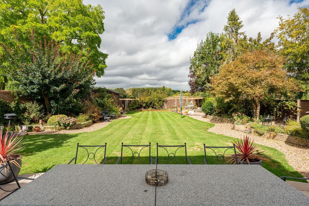 House in Stevenage - View 3