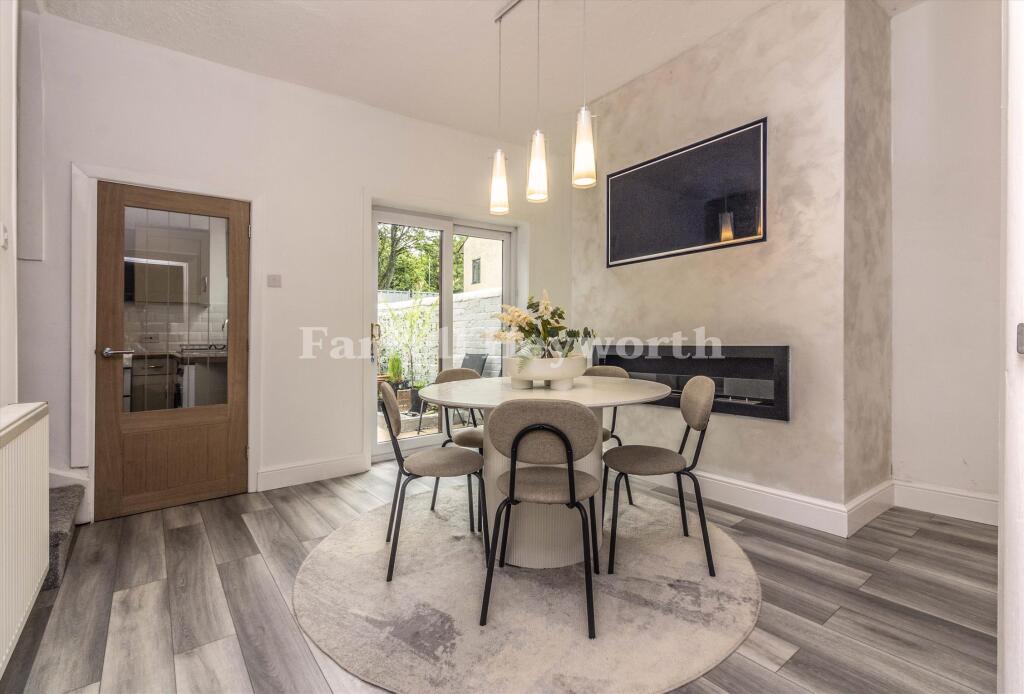 House in Preston - View 4