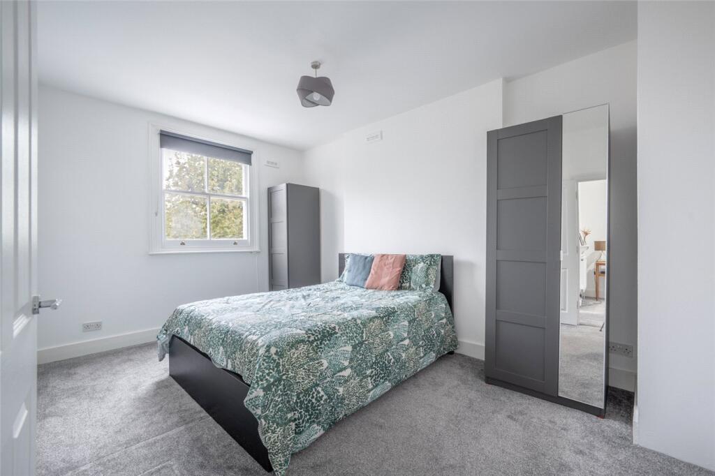 Apartment in London, Kensal Town, Maida Hill - View 4