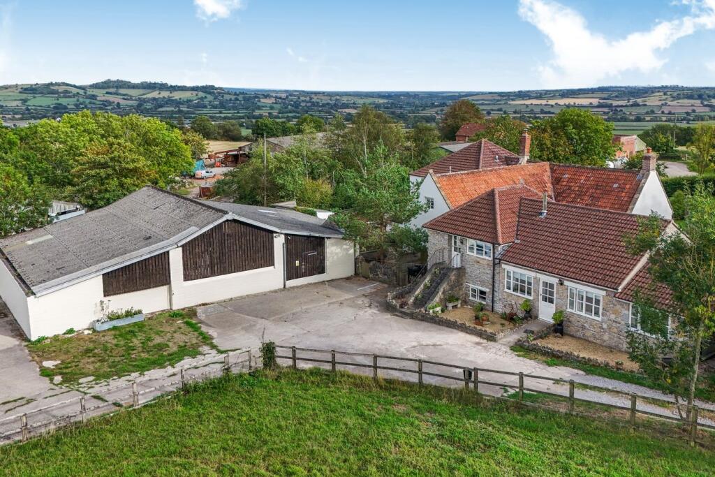 House in Bath - View 2