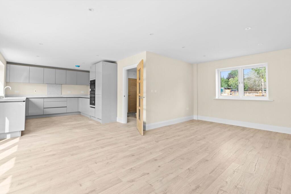 Old Nursery Place, Askett, HP27 - View 2