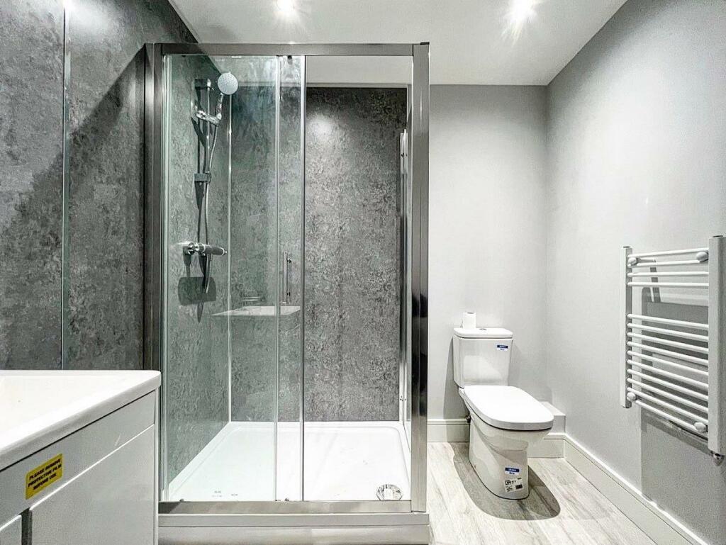 Apartment in Barnsley, South Yorkshire - View 3