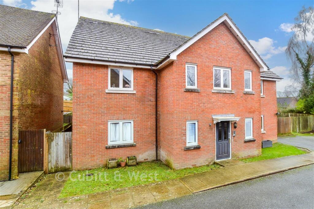 Main image of property: The Glade, Storrington, Pulborough, West Sussex