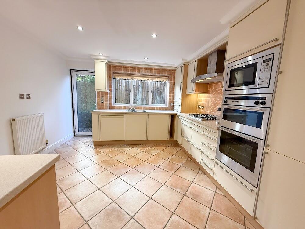 Main image of property: Kings Avenue, Penn Hill, BH14