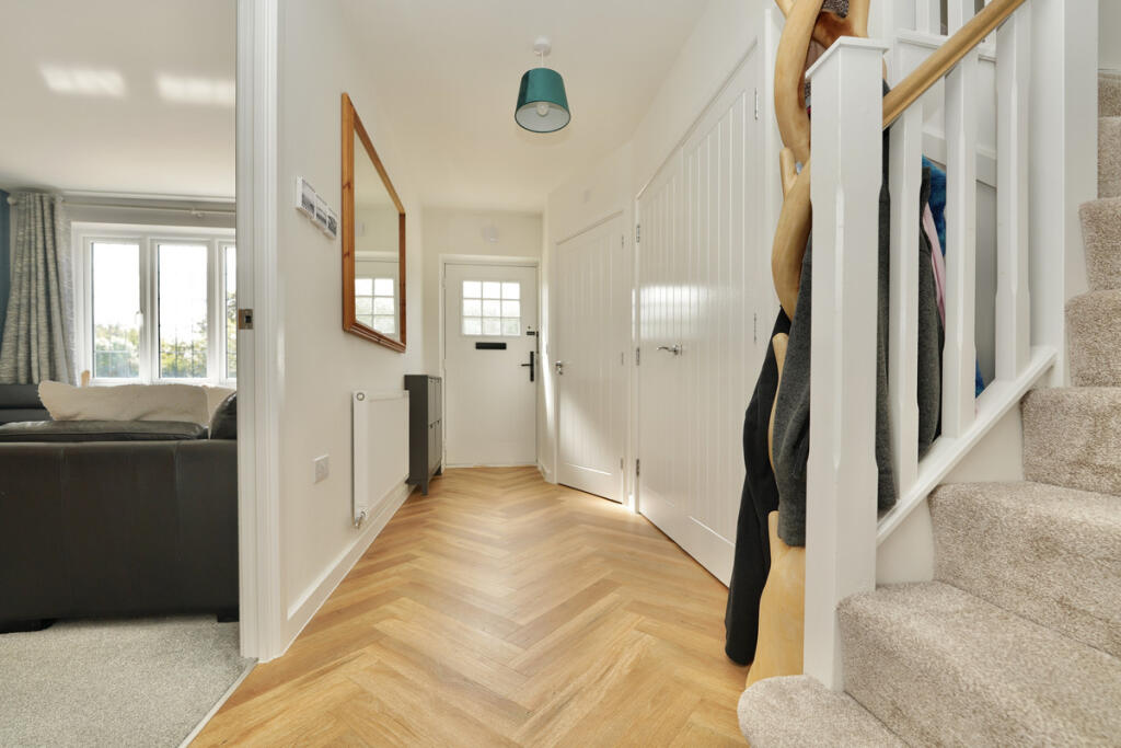 Mercia Close, Buckden, PE19 photo 2