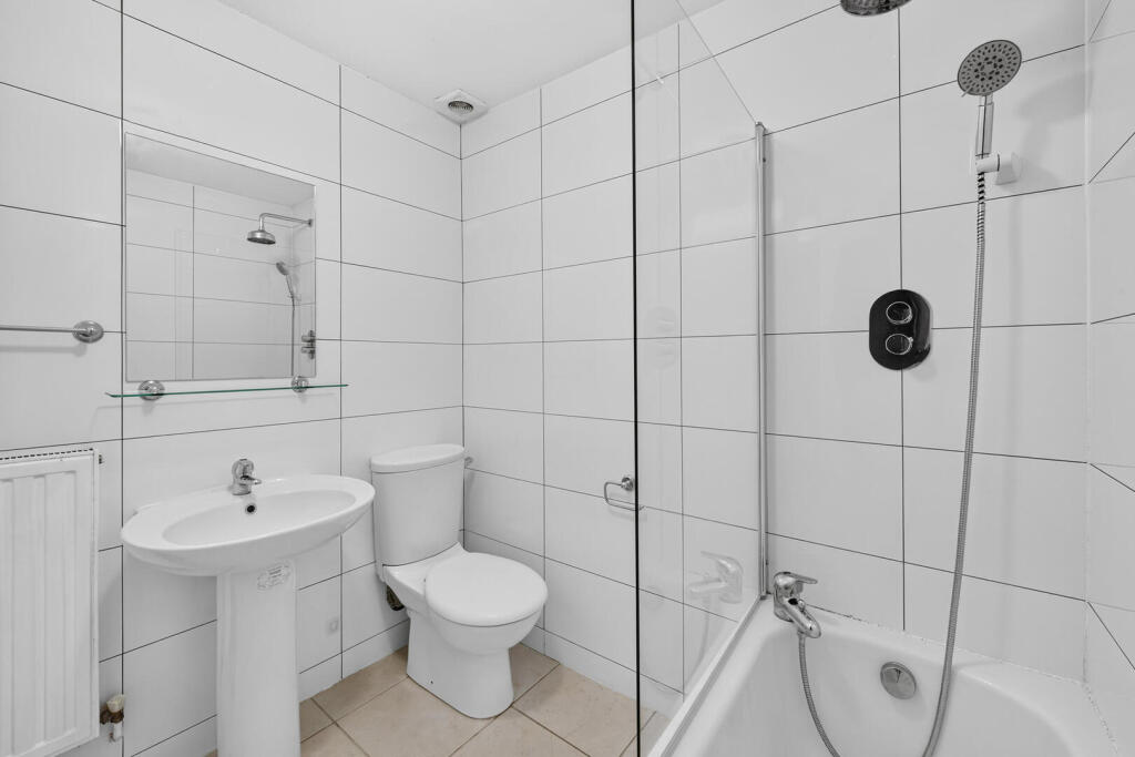 Apartment in London - View 4