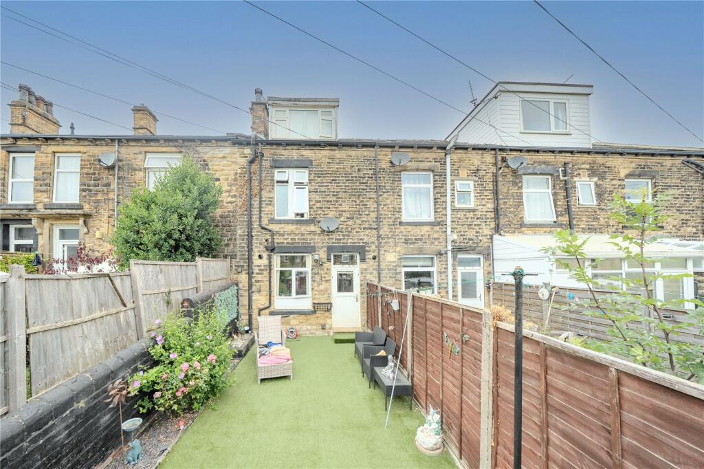 3-bed house on Church Lane, Pudsey, West Yorkshire, £200,000