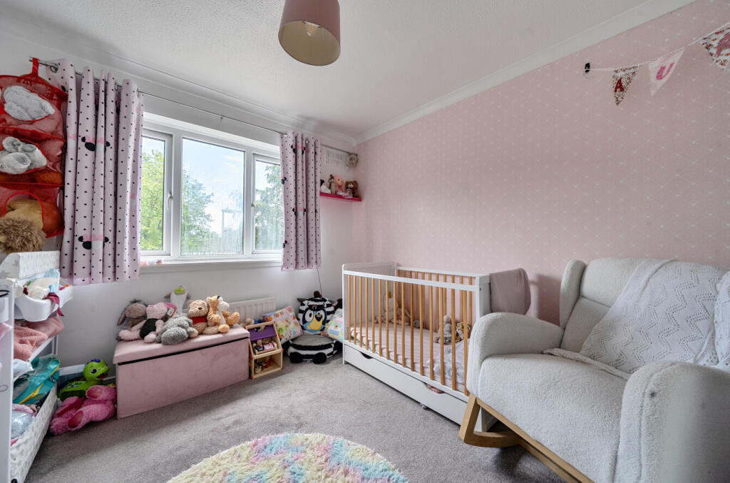 Springwood Avenue, Waterlooville, Hampshire, PO7 - More